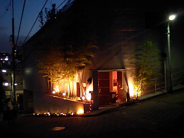 http://www.musicasa.co.jp/blanc_blog/101210down.JPG