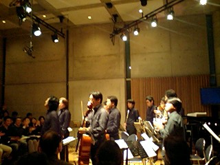 http://www.musicasa.co.jp/topics/081205_2032~0001.jpg