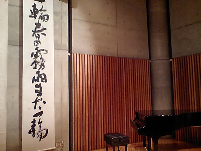 http://www.musicasa.co.jp/topics/110212L2.JPG